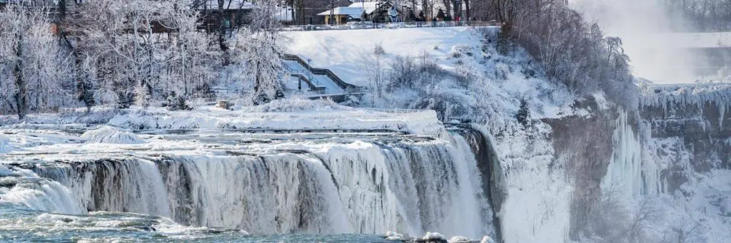 Niagara Falls Night Illumination Tour