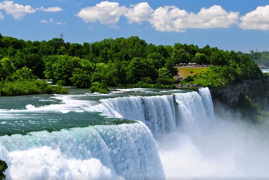 Reliable Toronto to Niagara Falls Bus Tour | Book Now